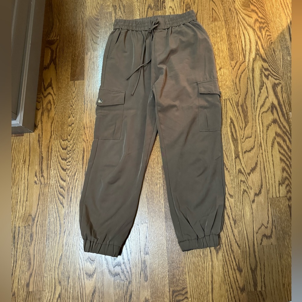 Brown jogger pants- size S, like new